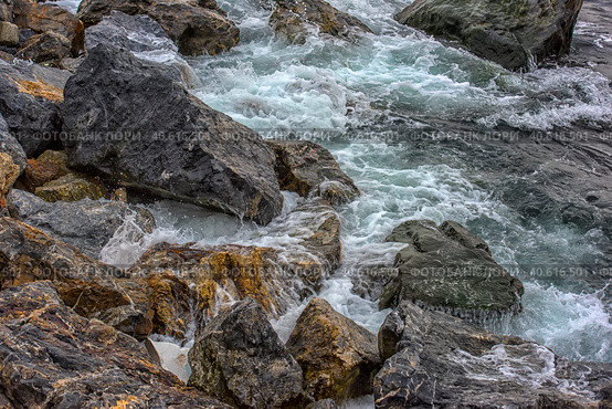 Stones and water surf. Стоковое фото, фотограф Анна Кривицкая / Фотобанк Лори