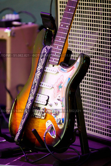 Stringed musical instrument electric guitar. Стоковое фото, фотограф Наталия Кирсанова / Фотобанк Лори