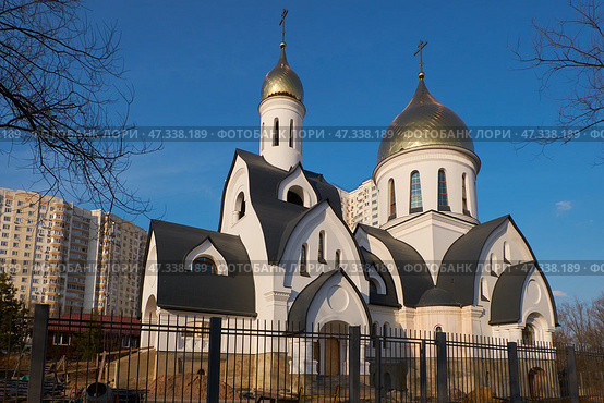 Строительство нового храма апостола Фомы и пророка Даниила. Москва. Редакционное фото, фотограф Rashpil / Фотобанк Лори