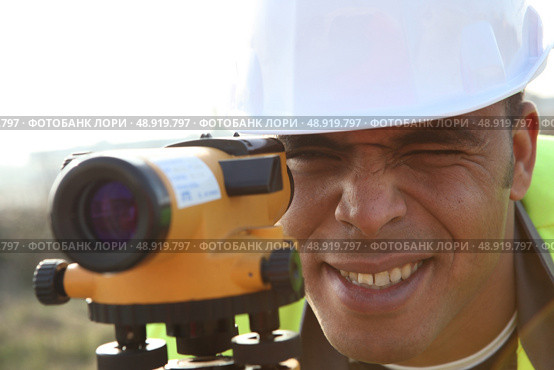 surveyor working. Стоковое фото, агентство Ingram Publishing / Фотобанк Лори