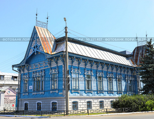 SYZRAN, Russia - August 12, 2023: Close up Exhibition hall of Chernukhin House Museum of Local Lore. Редакционное фото, фотограф Наталья Семкина / Фотобанк Лори