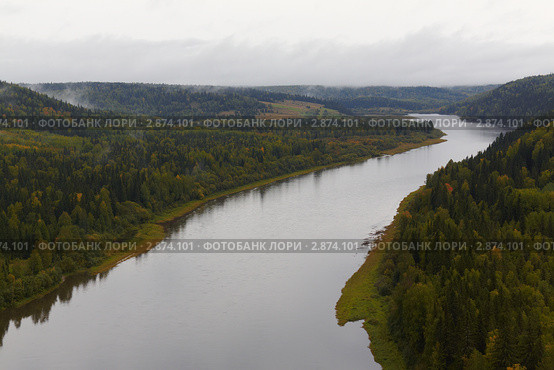 Таежные берега. Северный Урал. Стоковое фото, фотограф Павел Спирин / Фотобанк Лори