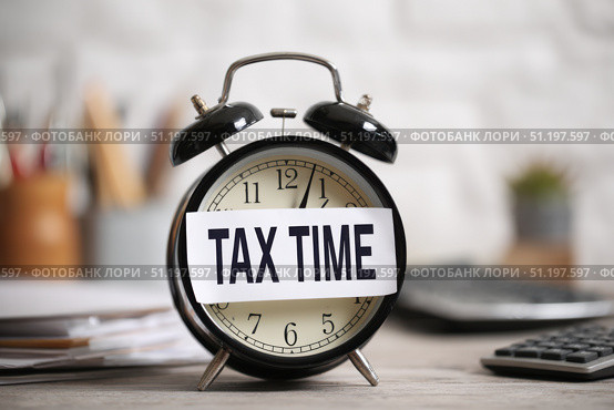 Tax season. Taxation. Text Tax Time on a Sticker, Calculator and a Clock. Paperwork, financial research, report. Calculation tax. Personal banking. Finance. Planning budget. Calculating expense. Стоковое AI-изображение, AI-художник Марина Демидюк / Фотобанк Лори