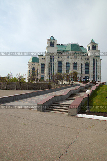 Театр оперы и балета. Астрахань. Редакционное фото, фотограф Дмитрий Николаев / Фотобанк Лори
