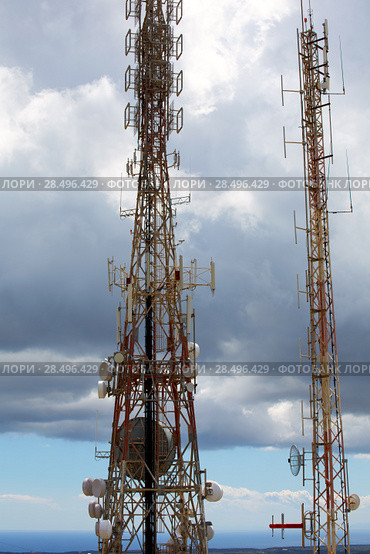 Telecommunications tower telephony repeaters in Menorca Pico del Toro. Стоковое фото, фотограф Tono Balaguer / Ingram Publishing / Фотобанк Лори