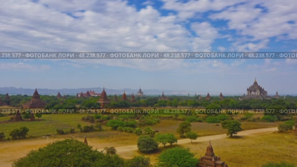 Temples in Bagan, Myanmar (Burma), zoom timelapse (2016 год). Стоковое видео, видеограф Михаил Коханчиков / Фотобанк Лори