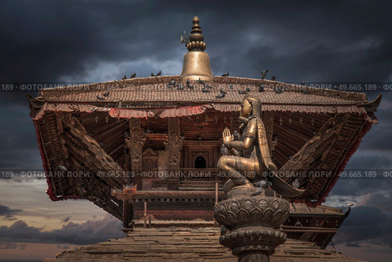 Temples of Durbar Square in Bhaktapur, Kathmandu valey, Nepal. Стоковое фото, агентство Ingram Publishing / Фотобанк Лори