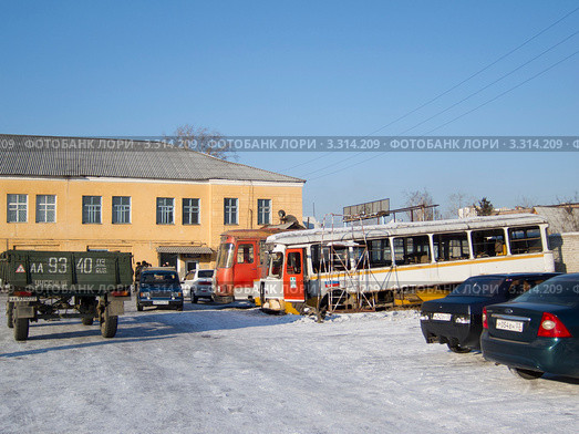 Территория автошколы (2012 год). Редакционное фото, фотограф Александр Подшивалов / Фотобанк Лори
