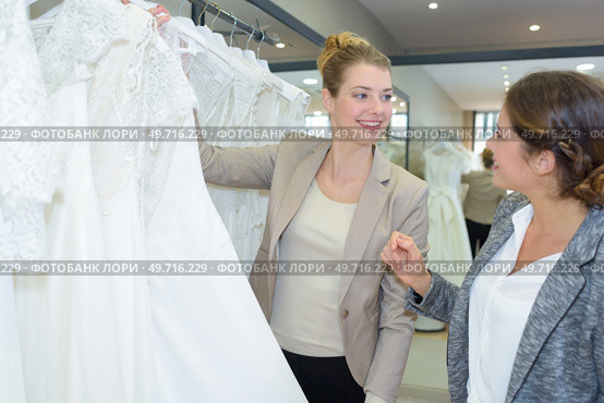 the ordered gown. Стоковое фото, агентство Ingram Publishing / Фотобанк Лори