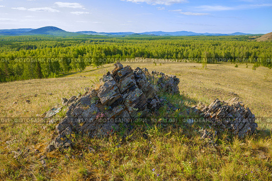 the picturesque Nurali ridge in the uchalinsky district in the southern Urals in the republic of Bashkortostan on a beautiful summer day. Стоковое фото, фотограф Акиньшин Владимир / Фотобанк Лори