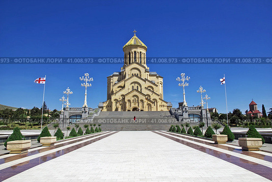 The vintage church in Tbilisi city, Georgia (2013 год). Стоковое фото, фотограф Сергей Стрелков / Фотобанк Лори