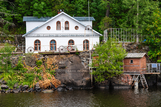 The water house (2021 год). Редакционное фото, фотограф Михаил Аккуратoв / Фотобанк Лори