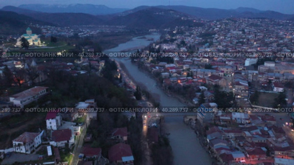 Top view of the historic city of Kutaisi, located on the two banks of the Rioni River, Georgia. Стоковое видео, видеограф Яков Филимонов / Фотобанк Лори