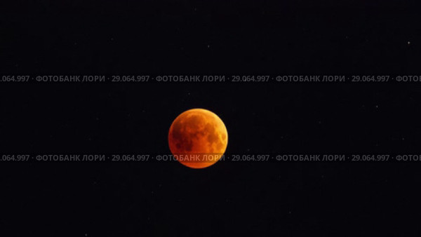 Total lunar eclipse on July 28, 2018. Timelapse. Полное лунное затмение. Стоковое видео, видеограф Евгений Романов / Фотобанк Лори