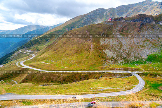 Transfagarasan Highway (Transfagarash), the most beautiful and dangerous road in Europe, Romania. Carpathian mountains, Fagaras ridge. Стоковое фото, агентство Ingram Publishing / Фотобанк Лори
