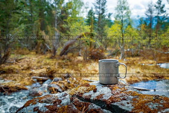 Travel titanium cup Beautiful Nature Norway. Стоковое фото, фотограф Андрей Армягов / Фотобанк Лори
