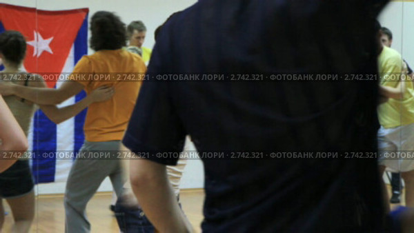 Тренировка по латиноамериканским танцам (2011 год). Редакционное видео, видеограф ILLYCH / Фотобанк Лори