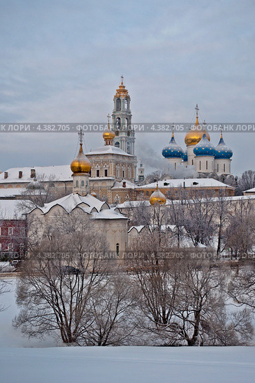 Троице-Сергиева Лавра зимой (2010 год). Стоковое фото, фотограф Виктор Сагайдашин / Фотобанк Лори