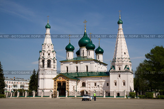 Церковь Илии Пророка. Ярославль (2010 год). Редакционное фото, фотограф Николай Винокуров / Фотобанк Лори