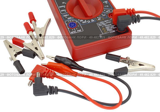 Цифровой мультиметр на белом фоне. Digital  multimeter on a white background. Стоковое фото, фотограф Татьяна Д / Фотобанк Лори