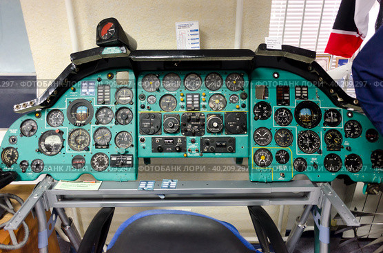 TU-134 airplane instrument and control panel (2019 год). Редакционное фото, фотограф Сергей Буторин / Фотобанк Лори
