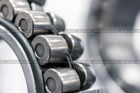 Two-row roller bearing. Close-up. Стоковое фото, фотограф Андрей Радченко / Фотобанк Лори