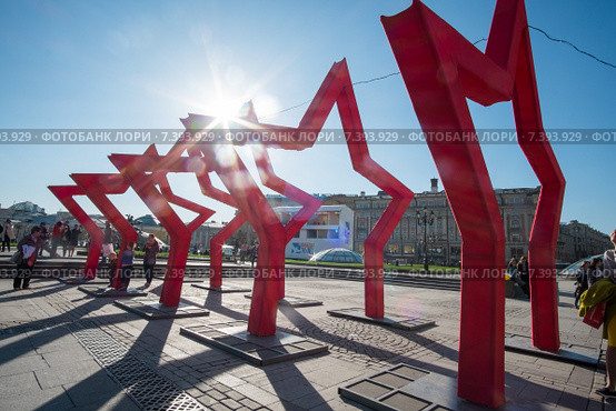 Украшение Манежной площади к 70-летию Победы, Москва (2015 год). Редакционное фото, фотограф Давид Мзареулян / Фотобанк Лори