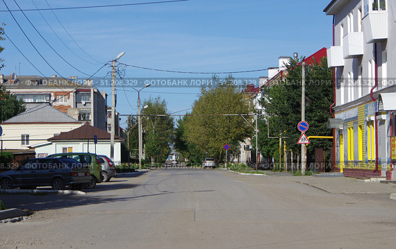 Улица Акулова в Катайске, Курганская область. Редакционное фото, фотограф Алексей Иванов / Фотобанк Лори