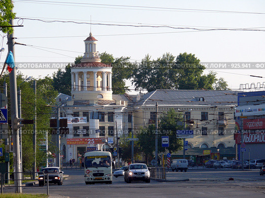 Улица Горького - Челябинск (2009 год). Редакционное фото, фотограф Алексей Стоянов / Фотобанк Лори