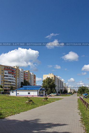 Улица Октябрьская в городе Солигорске Минской области,беларусь. Стоковое фото, фотограф Василий Корженевский / Фотобанк Лори