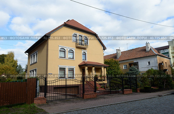 Улица Щорса в Центральном районе Калининграда (2022 год). Редакционное фото, фотограф Free Wind / Фотобанк Лори