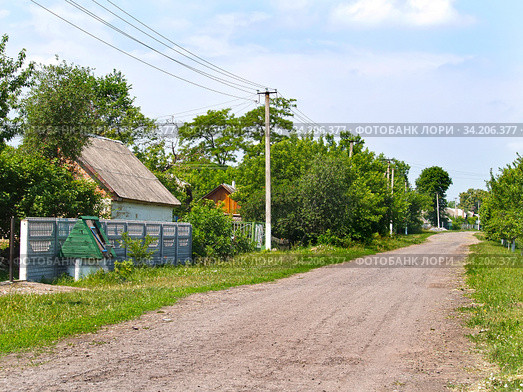 Улица в деревне летним днем (2007 год). Стоковое фото, фотограф Ирина Борсученко / Фотобанк Лори