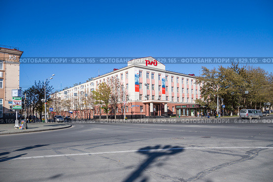 Управление Сахалинской железной дороги (2013 год). Редакционное фото, фотограф Алексей Шматков / Фотобанк Лори