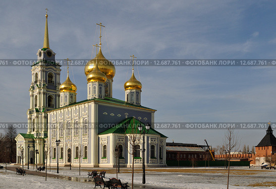 Успенский собор в Тульском кремле зимой (2015 год). Редакционное фото, фотограф Енин Арсений / Фотобанк Лори