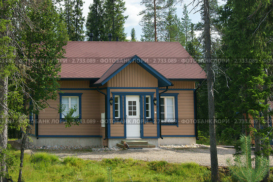 Уютный загородный дом. Стоковое фото, фотограф Валерия Попова / Фотобанк Лори