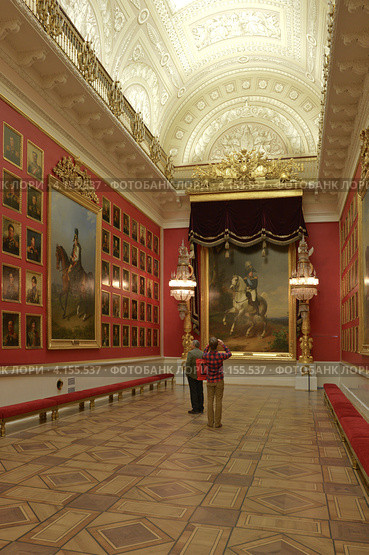 В Эрмитаже. Военная галерея 1812 года (2012 год). Редакционное фото, фотограф Александр Алексеев / Фотобанк Лори