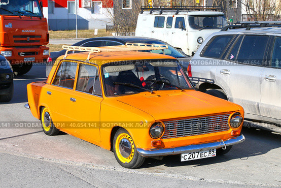VAZ-21013 Zhiguli (2023 год). Редакционное фото, фотограф Art Konovalov / Фотобанк Лори