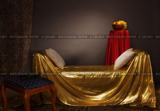 Великолепная элегантная спальня. Стоковое фото, фотограф Дмитрий Черевко / Фотобанк Лори