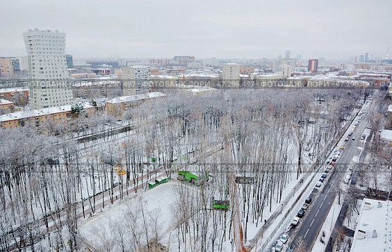 Вид на Бабушкинский парк культуры и отдыха в Москве зимой (Лосиноостровский район) Стоковое фото, фотограф Александр Замараев / Фотобанк Лори