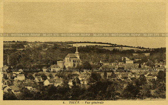 Вид на город Туси (Toucy). Бургундия. Франция. Стоковое фото, фотограф Retro / Фотобанк Лори