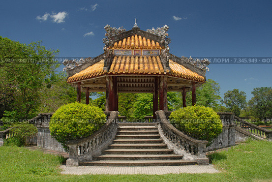 Vietnam, Hue, Dien Can Thanh, Imperial City, The Purple Forbidden City - Hue, Vietnam. Стоковое фото, агентство BE&W Photo / Фотобанк Лори