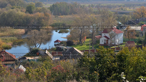 View of Bityug River in autumn, Bobrov, Voronezh Region, Russia (2022 год). Стоковое фото, фотограф Алексей Антипов / Фотобанк Лори