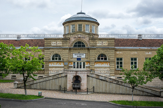 View of old building (2016 год). Стоковое фото, фотограф Юлия Белоусова / Фотобанк Лори