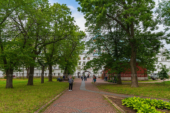 View of the holy gates of the Valaam monastery (2021 год). Редакционное фото, фотограф Михаил Аккуратoв / Фотобанк Лори