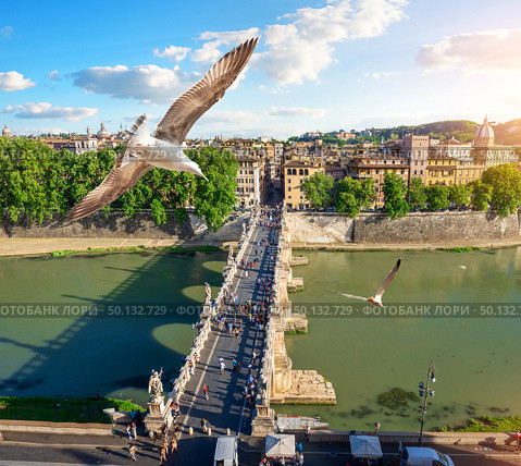 View on Tiber and Rome from the Castle of Angels, Italy. Стоковое фото, агентство Ingram Publishing / Фотобанк Лори