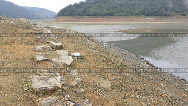 Водохранилище Алибей (Alibey Dam). Султангази. Стамбул. Турция (2023 год). Стоковое фото, фотограф lana1501 / Фотобанк Лори