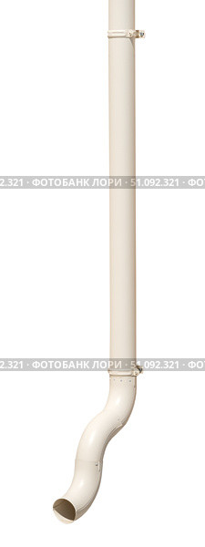 Водосточная металлическая труба на белом фоне. Rain Water Draining Gutter Downpipe on white. Стоковое фото, фотограф Татьяна Д / Фотобанк Лори