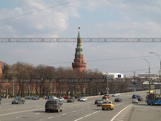 Водовзводная башня Московского Кремля (2008 год). Редакционное фото, фотограф Михаил Феоктистов / Фотобанк Лори