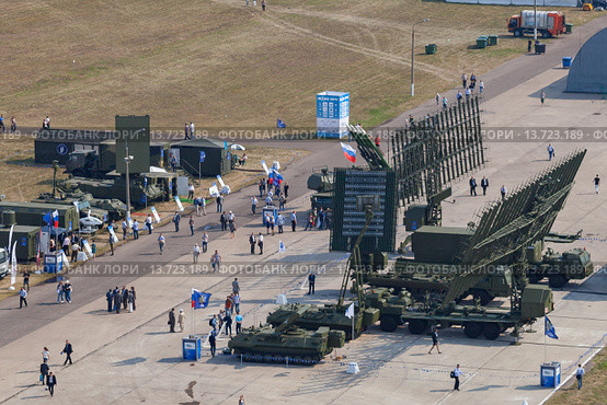 Военная техника России на МАКСе (2015 год). Редакционное фото, фотограф Данила Михин / Фотобанк Лори