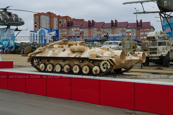 Военнная инженерная разведывательная машина ИРМ для разведки переправ через реки, устранения минных заграждений. Каменск-Шахтинский, Ростовская область, Россия. (2020 год). Редакционное фото, фотограф Андрей Цыганков / Фотобанк Лори